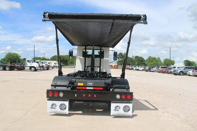 New | in-Stock 2025 MACK MD6 Hooklifts & Roll-Offs Texas US | Roll Off Truck World #1491879