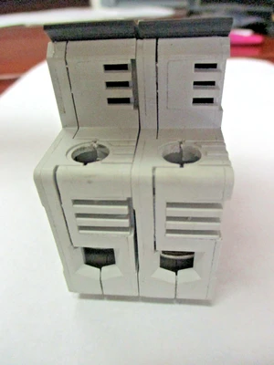 USED Allen Bradley 1492-FB2C30