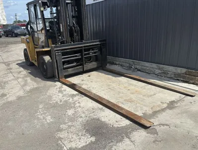 Used CAT DP70 Internal Combustion Forklifts: Pneumatic Tire Michigan US | Miedema Asset Management Group #1424692