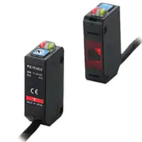 Keyence PZ-M51P Square Transmissive Cable Type, PNP [New]