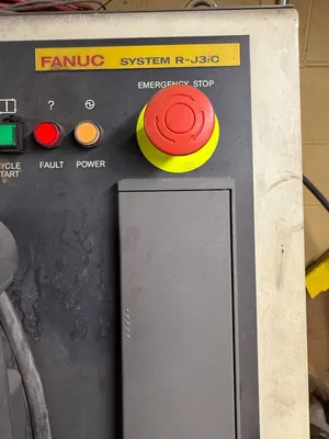 2006 FANUC ARC MATE 100IBE Robotic Welders | ListingHippo (9)