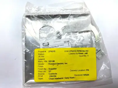 NEW HUBBELL WALLPLATE DUPLEX 2 GANG