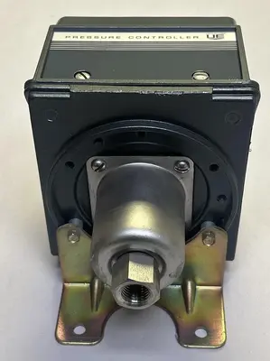 New | in-Stock UNITED ELECTRIC CONTROLS J302 Miscellaneous Equipment (Electrical & Power) | Surplus Asset Holdings #1191071