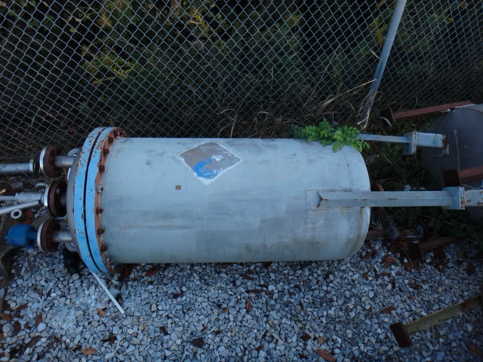 105 Gallon 2'X4'16" 304 Stainless Pressure Vessel Tank