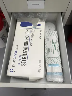 Used _UNKNOWN_ _UNKNOWN_ Steam Sterilizers Rhode Island US | Federal Equipment Company #1347681