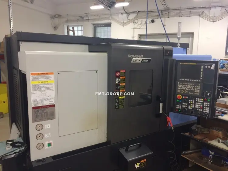 Used 2017 DOOSAN LYNX 220 LYA CNC Lathes SK | F.M.T. Group s.r.o. #1245936