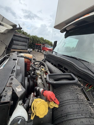 Used 2021 INTERNATIONAL SHOWHAULER CUSTOM 4X4 Campers, Caravans, Motorhomes Michigan US | Miedema Asset Management Group #1580270