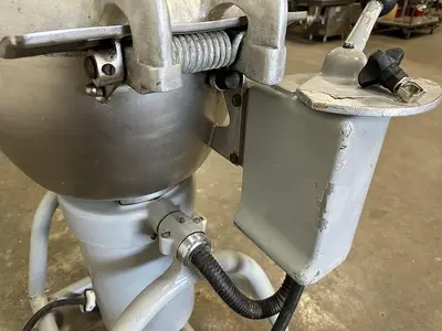 USED HOBART VCM 25