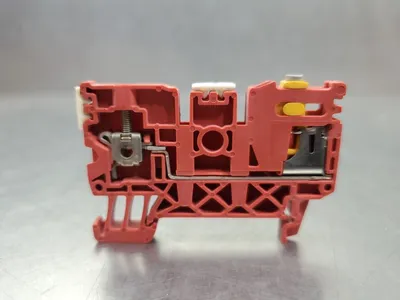 ALLEN BRADLEY 1492-KW2 300V Connector Module, Red. 4B-43