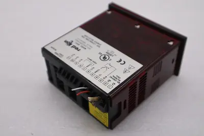 Red Lion DP5T0000 Analog Input Panel Meter STOC K-399-D