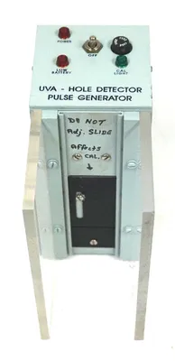 UVA HOLE DETECTOR PULSE GENERATOR