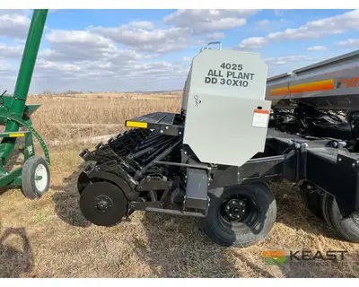 Used CRUSTBUSTER _UNKNOWN_ No-Till Drills Iowa US | Keast Enterprises #1360247