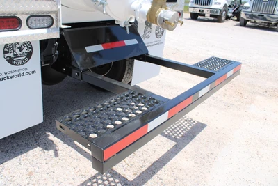 New | in-Stock 2027 MACK MD7 Septic/Sewer/Vacuum Trucks Texas US | Roll Off Truck World #1491897
