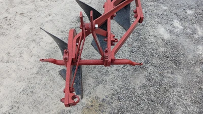 USED MASSEY FERGUSON 62