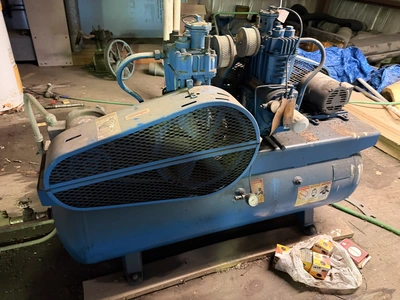 Used QUINCY 310 AIR COMPRESSOR Tank Mounted Air Compressors Michigan US | Miedema Asset Management Group #1334058
