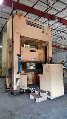 1996 CLEARING NIAGARA SE2-300-84-48UH Straight Side Mechanical Stamping Presses | Rygate LLC (3)