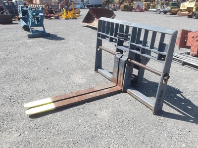 Used 2016 GEHL 807105 Pallet Forks California US | Western Trencher & Equipment, Inc. #1497803