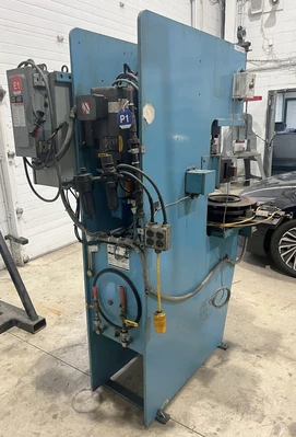 USED 2010 MULTIPRESS MULTIPRESS M5P-15 PRESS