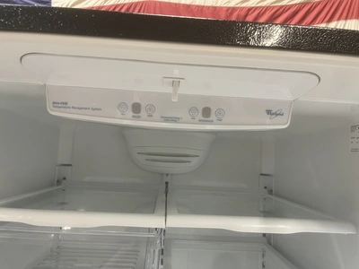 Used WHIRLPOOL GOLD FREEZER ON BOTTOM Refrigerators Michigan US | Miedema Asset Management Group #1425132