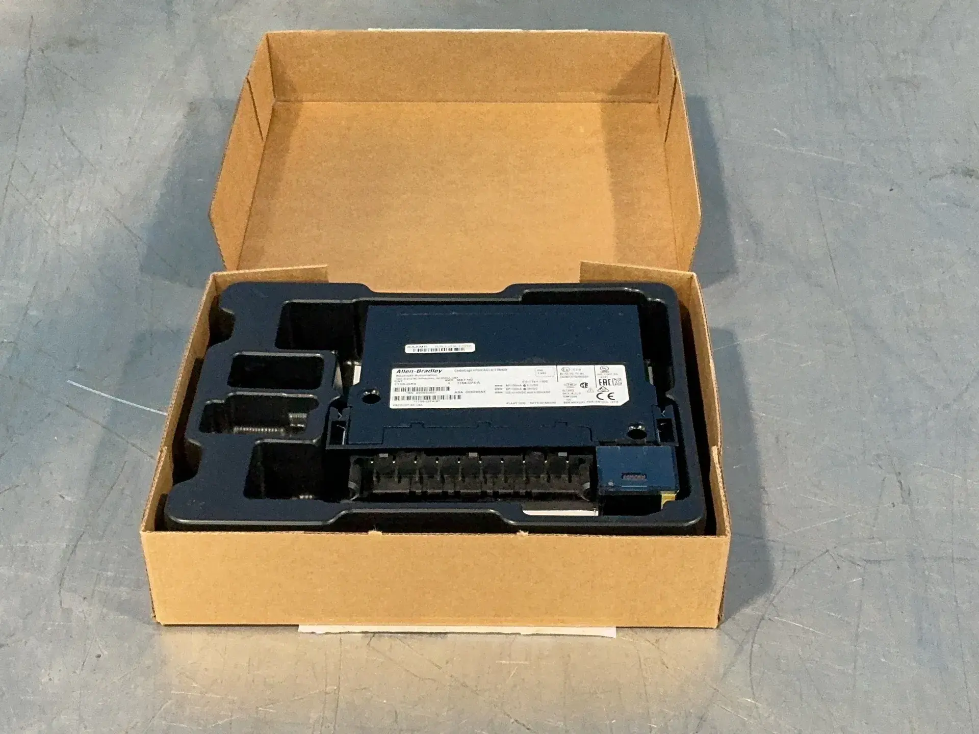 Used ALLENBRADLEY 1756OF4 PLC Input & Output Ohio US | HGR 24 #1286766