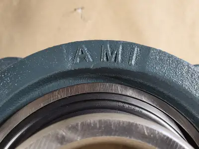 NEW AMI BEARING UCFX17