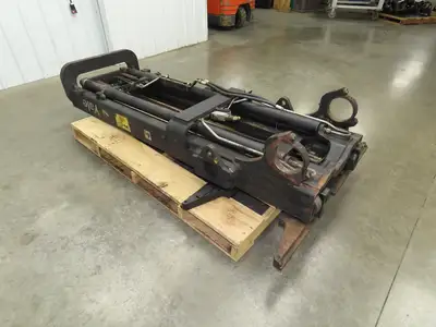 Yale 8500812 Forklift Mast 2 Stage 3 Lever 135.8" Lift 5290lb Class 4 ERC100HGN