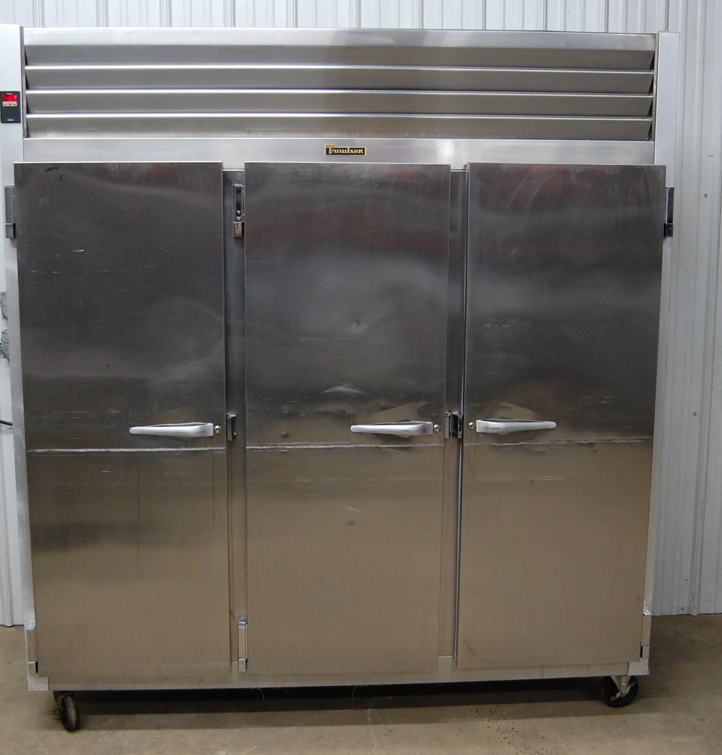 142-1121 Traulsen G31011 Reach In Stainless Steel 3 Door Freezer