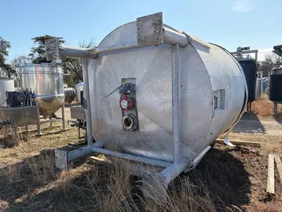 USED 2000 A&B PROCESSING 3,000 GALLON