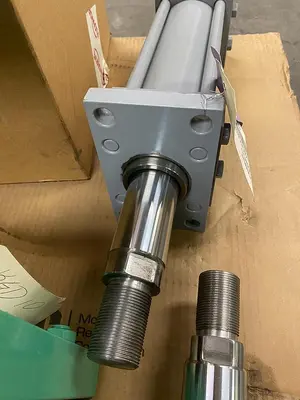 New | in-Stock ORTMAN PW624C673001 Hydraulic Cylinders Ohio US | Surplus Asset Holdings #1226066