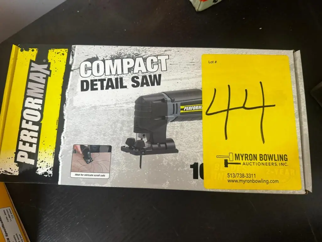 Used _UNKNOWN_ _UNKNOWN_ Woodworking Saws Ohio US | Myron Bowling Auctioneers Inc #1504277