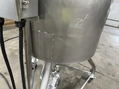 SS holding tank with pump