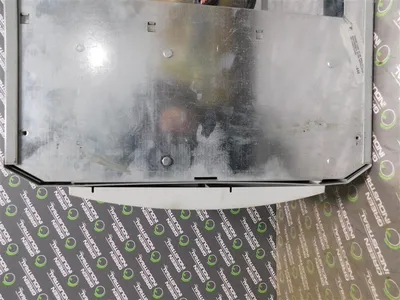 APW McLean MHB11-0416-G307 Air Conditioner 3300/4000 BTU 134A Some Damage New