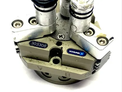 303308 | Schunk  Pneumatic 3-Jaw Gripper 2.5mm Stroke Per Jaw PZN-plus 40 - Used