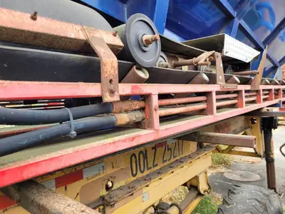 USED 2003 CANAMERICAN STONE SPREADER SOIL KING XL19