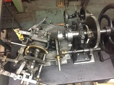 0927-385 Antique MJ Brohen Brocading Machine