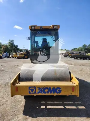 USED 2021 XCMG CV83PDU