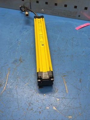 Used Omron F3SG-4RA0270-30-D PLC Processors Indiana US | J&J Industrial Supply #1208951
