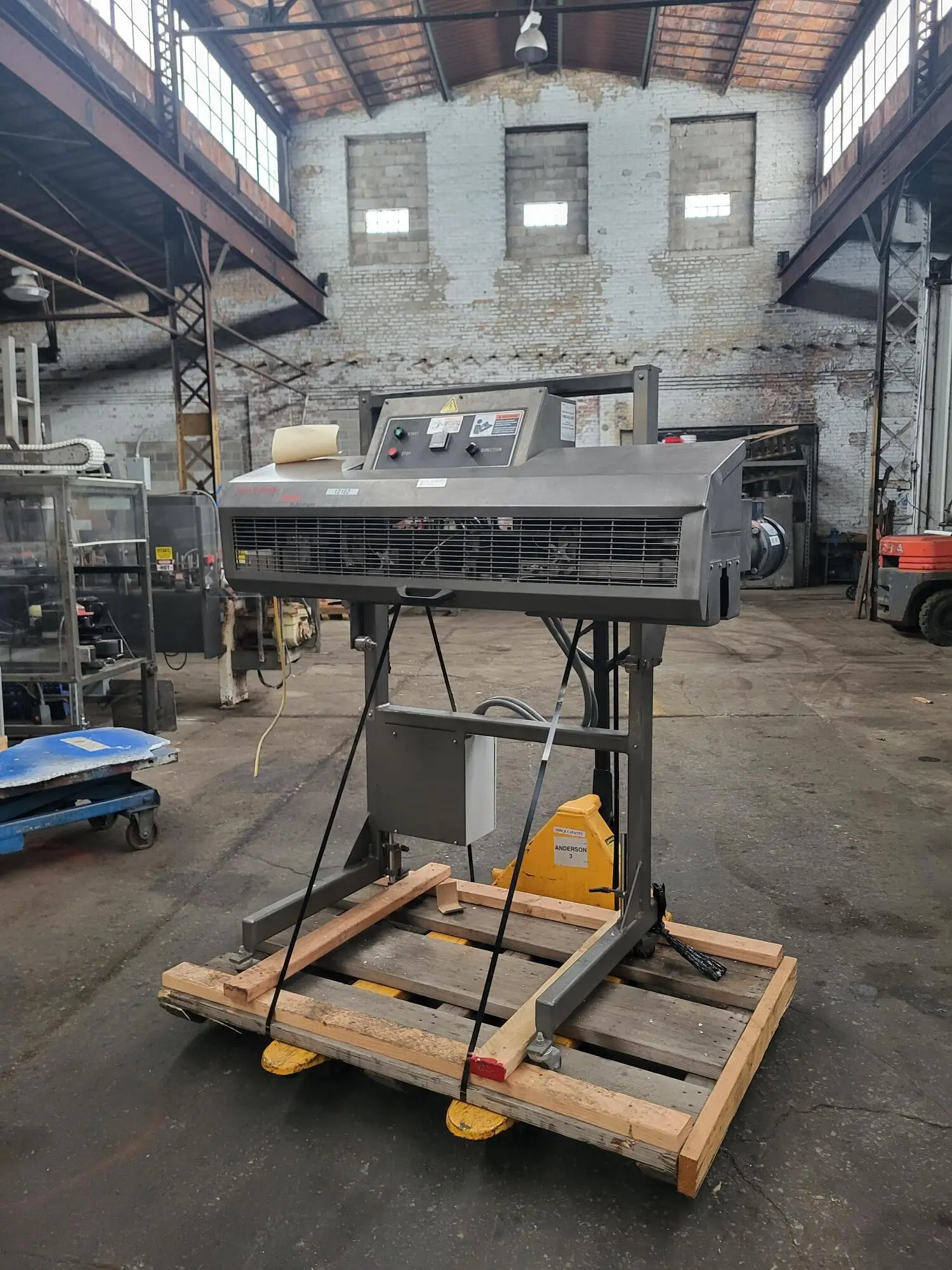 2007 Thiele Technologies 4600 Pinch Bag Sealer Left to Right Operation