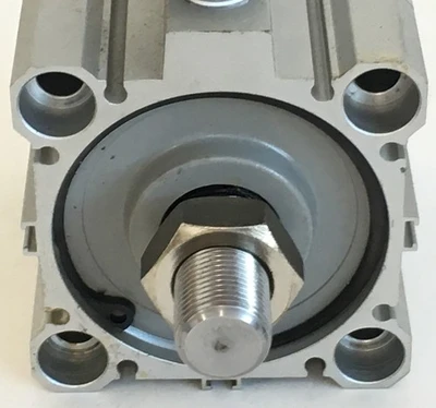 USED SMC CDQ2B63-40DCM