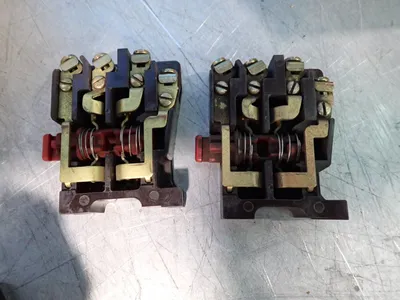 Used JOSLYN CLARK CONTROLS 5UF876 Relays & Switches Ohio US | HGR 24 #884189