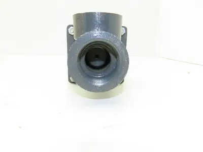 Plast-o-matic DS150LV-NO 1 1/2" Shutoff Valve Spring Return NO Pneumatic Powered