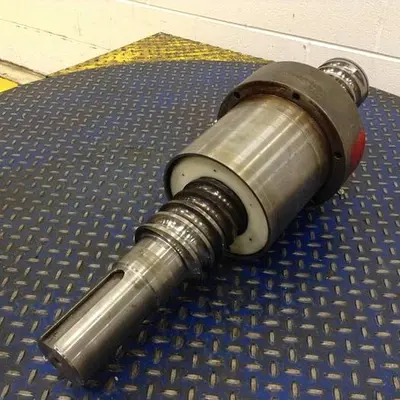 USED CINCINNATI MILACRON CM SCREW VE 165-7