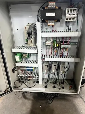 2007 BRIDGEPORT EZ Vision Vertical Machining Centers | Tight Tolerance Machinery (9)