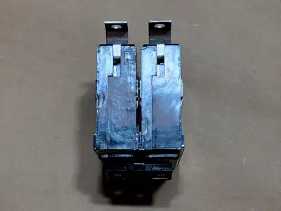 USED 1999 EATON BA230