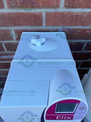 USED MILLIPORE ELIX ADVANTAGE 15  WATER PURIFYING SYSTEM W/ E-POD, 30L PE TANK