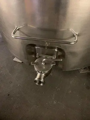 500 Gallon SS Tanks