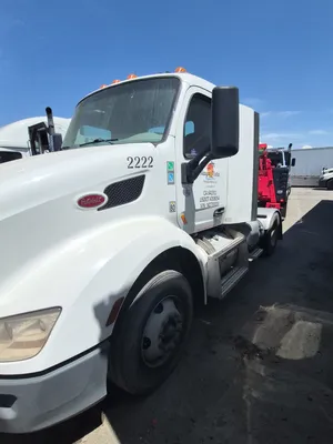 Used 2022 PETERBILT 579 Tractors & Trailers California US | Revelation Machinery #1404128