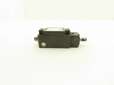 Euchner NG2RS-510AU Limit Switch Steel Roller Plunger 30V 0.1A IP67