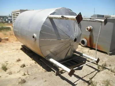 Tank, 1,500 Gallon, S/st, 5' X 8', DT/CB, Baffles, #S741830
