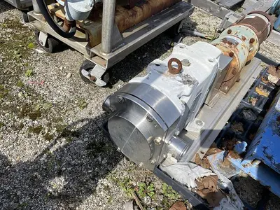 Used PUREFLO 25200-1910VMID Sanitary  Pump North Carolina US | DH Griffin Used Equipment #1383506